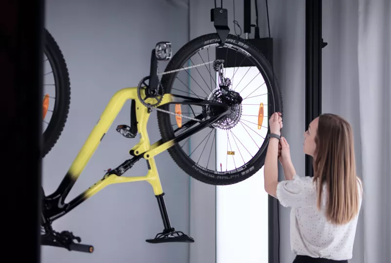 Hejse- og ophængssystem til cykler i Bike Studio