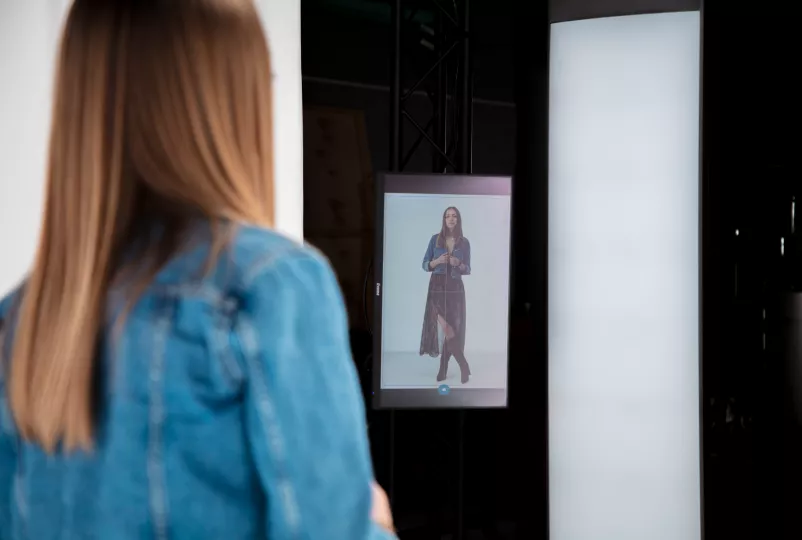 Fuld støtte til holdet i Fashion Studio