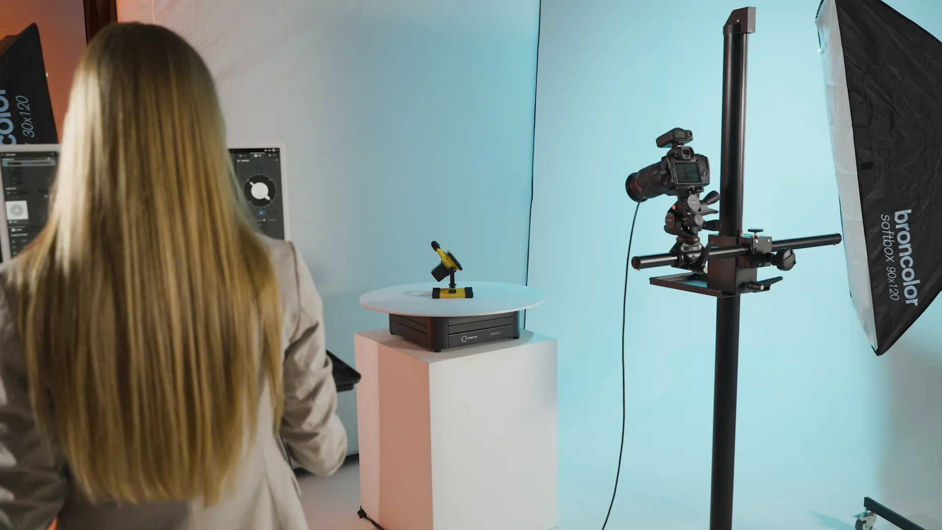 Video om arbejdsgangen med Orbitvu 360 Turntables