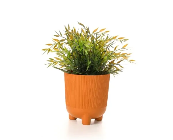 Packshot af orange urtepotte