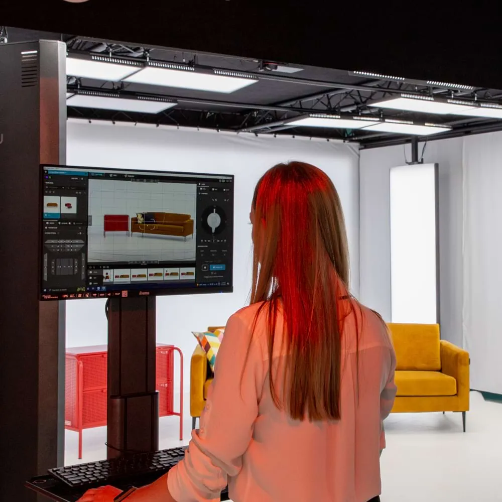 Kraftig belysning i Furniture Studio